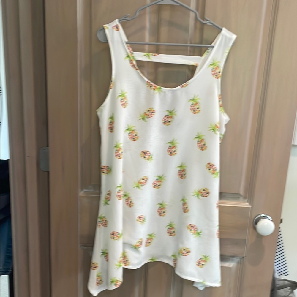 Pineapple Print Sleeveless Nightgown
